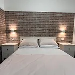 Casina Dacia * Róma