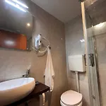 Casina Dacia * Róma