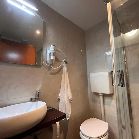 Casina Dacia * Rome